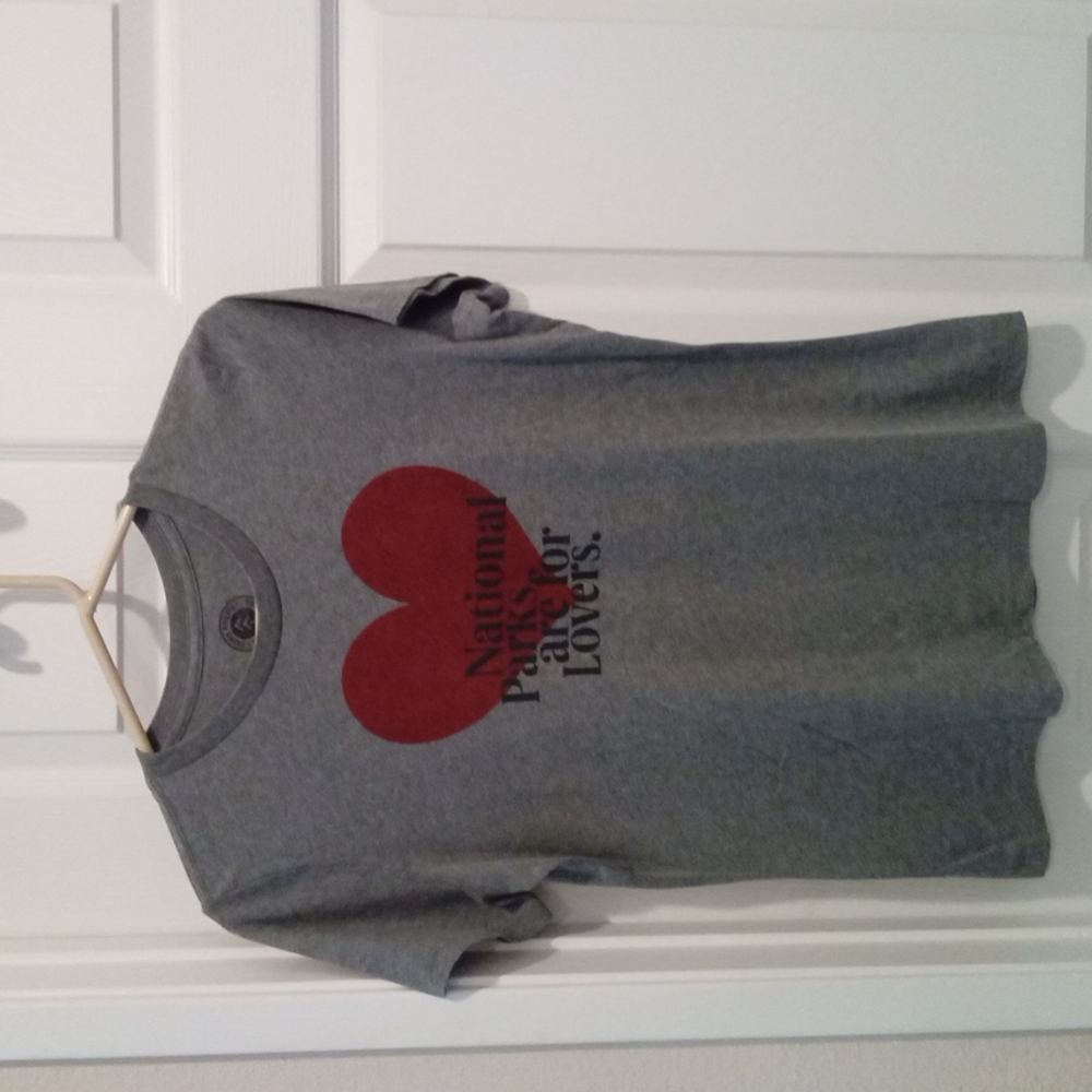 Parks Project | National Parks Are For Lovers tshirt - Medium